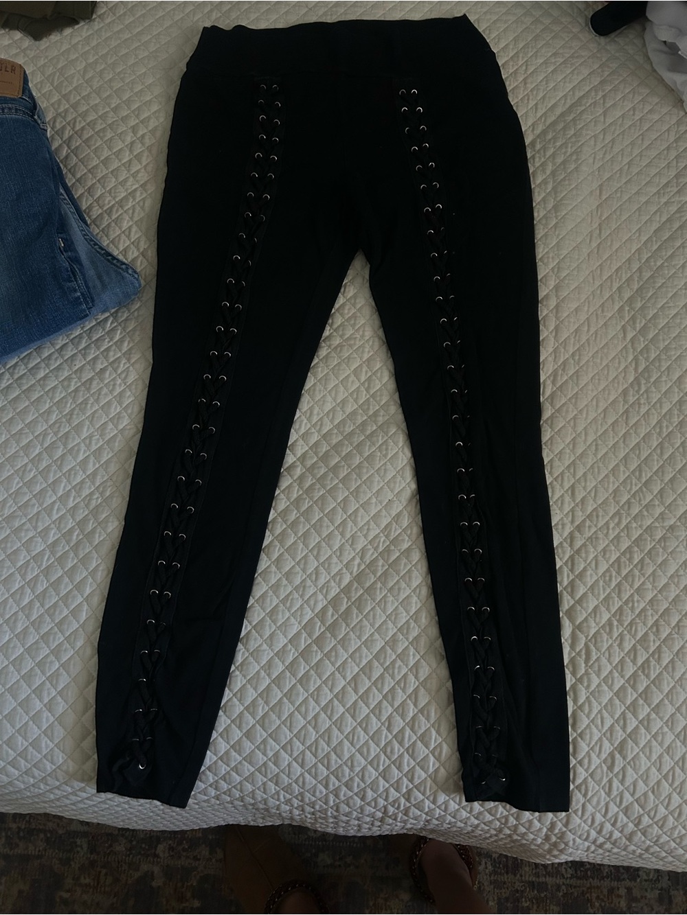 Charlotte Russe Black Lace-Up Side Leggings